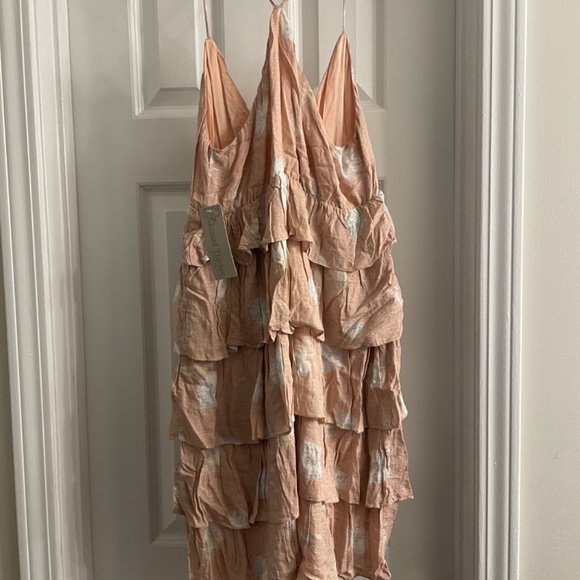 NWT Lizard Thicket Ruffled Peach Dress - Picture 2 of 4